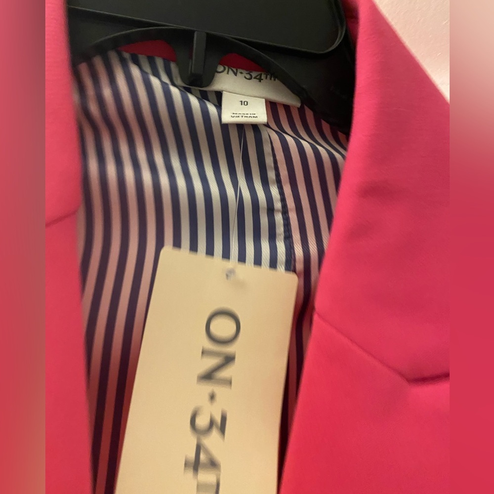 Pink Blazer - Picture 3 of 3